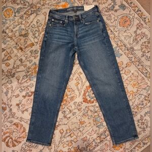 American Eagle High Rise '90's Straight' Jeans NWT
